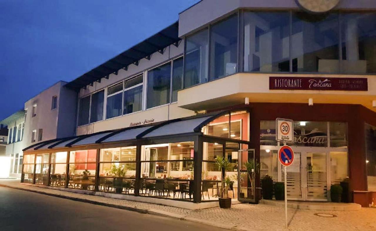Hotel Toscana Borna Bagian luar foto