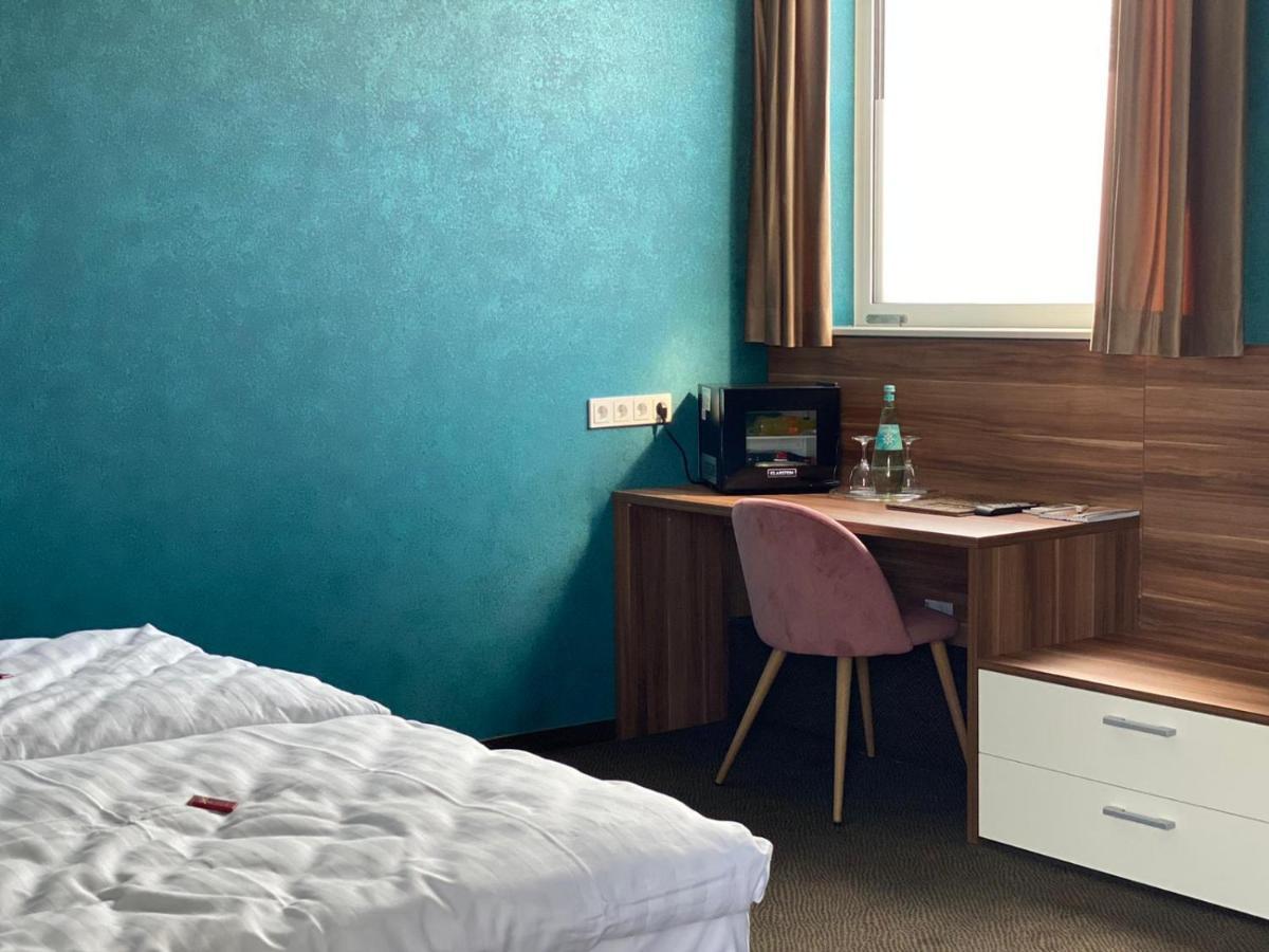 Hotel Toscana Borna Bagian luar foto